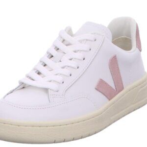 Veja Women's Sneakers in White and Light Pink